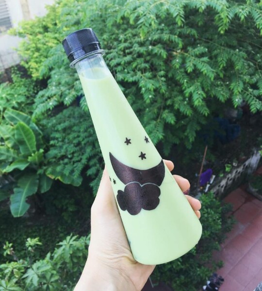 Chai tam giác 350ml